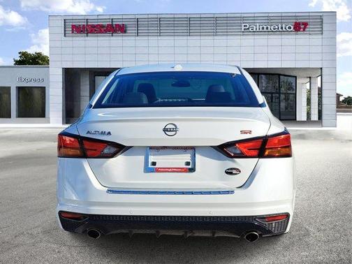 2023 Nissan Altima 2.5 SR