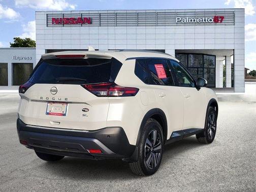 2023 Nissan Rogue SL