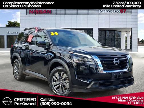 Black 2024 Nissan Pathfinder SV