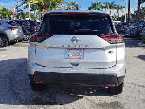 2025 Nissan Rogue S