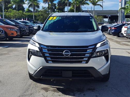 2025 Nissan Rogue S