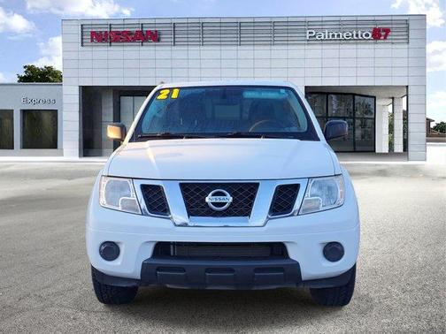 2021 Nissan Frontier SV