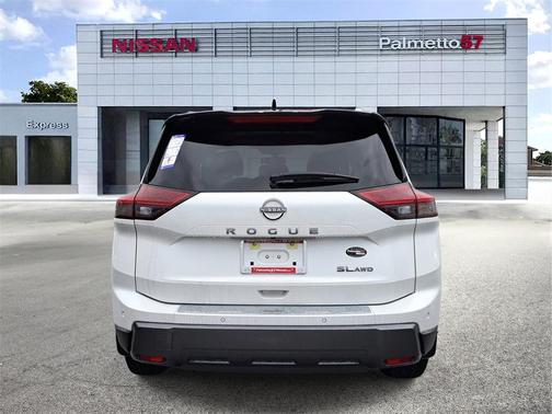 2025 Nissan Rogue SL