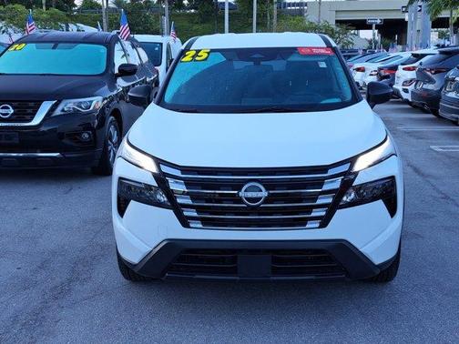 2025 Nissan Rogue S
