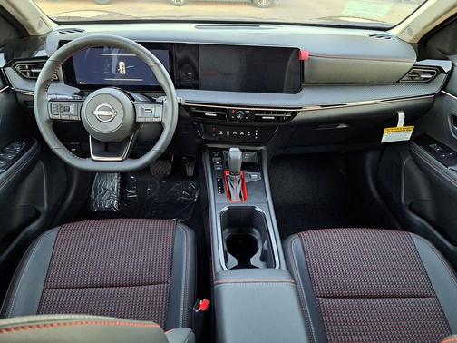 Super Black 2026 Nissan Kicks SR