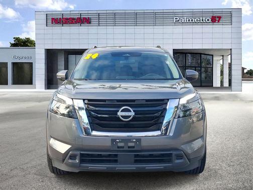 Gun Metallic 2024 Nissan Pathfinder SV