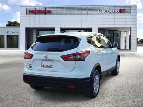 2020 Nissan Rogue Sport S