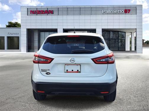 2020 Nissan Rogue Sport S