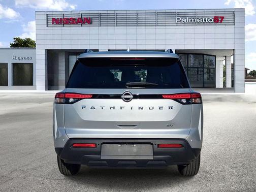 Brilliant Silver Metallic 2024 Nissan Pathfinder SV