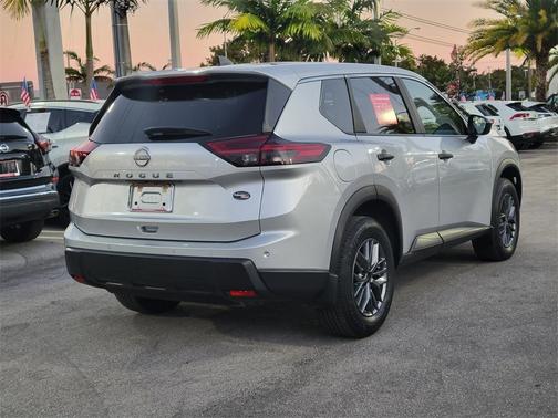 2025 Nissan Rogue S