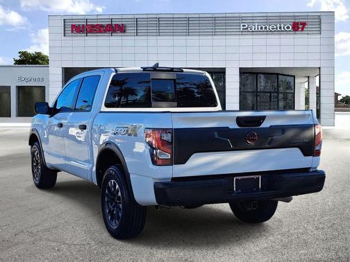 2023 Nissan Titan PRO-4X