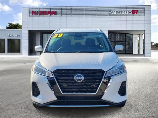 2023 Nissan Kicks SV