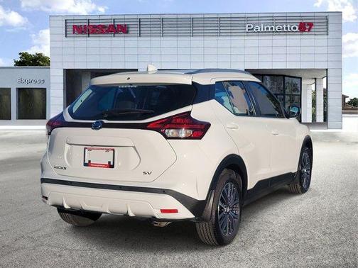 2021 Nissan Kicks SV