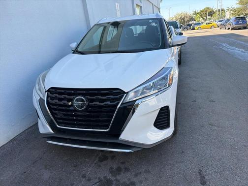 2021 Nissan Kicks SV