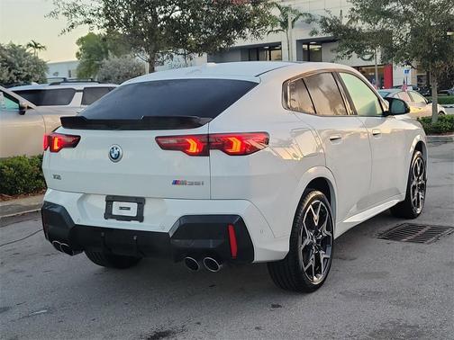 2025 BMW X2 M35i