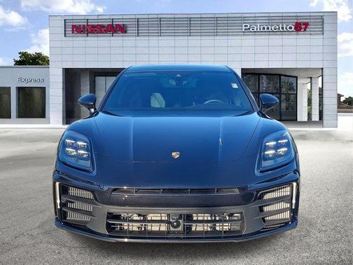 2026 Porsche Panamera 4