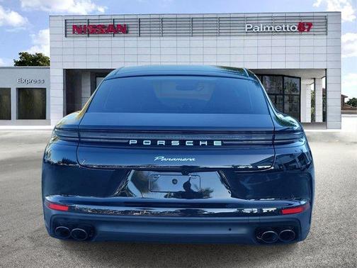 2026 Porsche Panamera 4