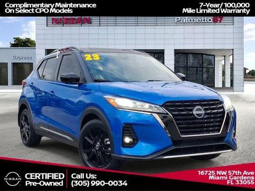 2 Tone Blue / Black 2023 Nissan Kicks SR