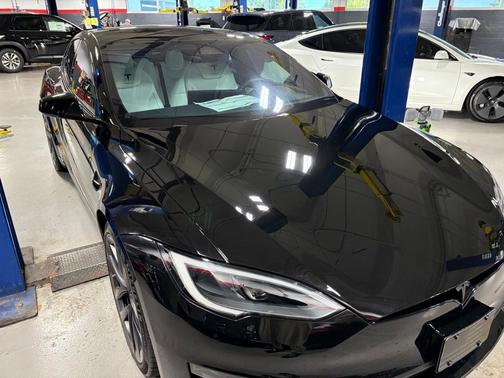 2024 Tesla Model S Plaid