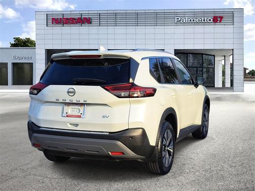 2022 Nissan Rogue SV