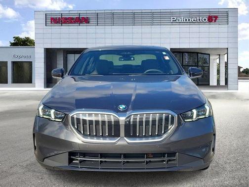 2025 BMW 540 i xDrive