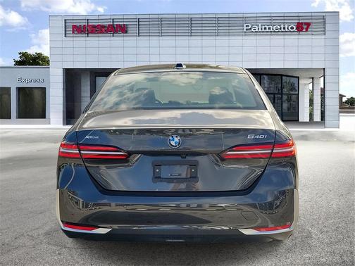 2025 BMW 540 i xDrive