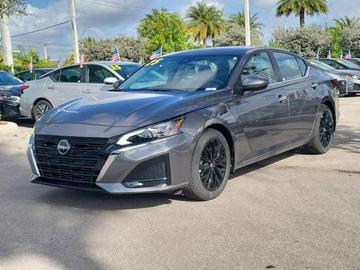 2025 Nissan Altima SV