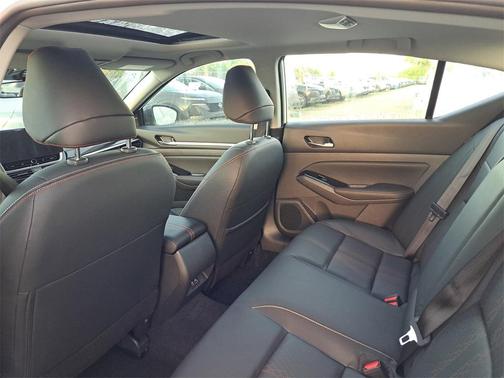 2025 Nissan Altima SR