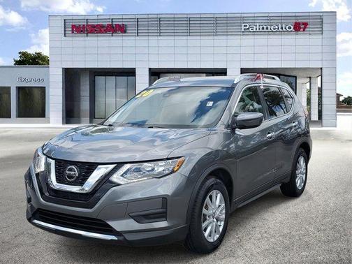 2020 Nissan Rogue SV