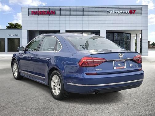 2017 Volkswagen Passat 1.8T S