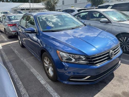 2017 Volkswagen Passat 1.8T S