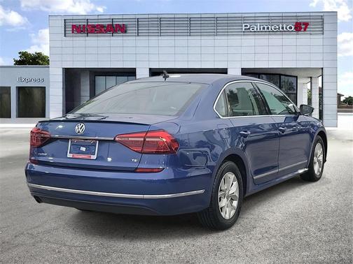 2017 Volkswagen Passat 1.8T S
