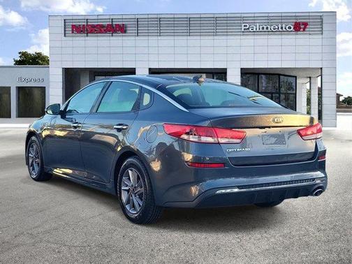 2020 Kia Optima LX