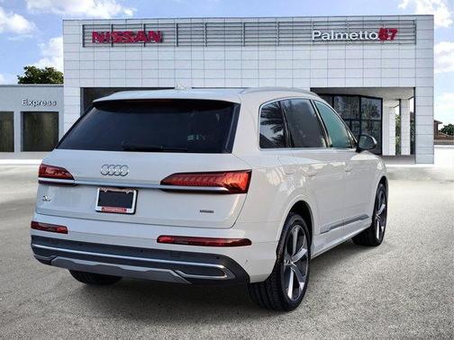 2021 Audi Q7 55 Premium Plus