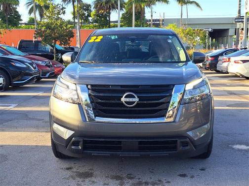 2022 Nissan Pathfinder S