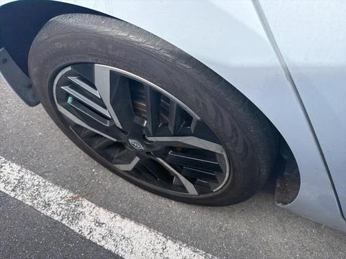 2024 Nissan Versa 1.6 SR