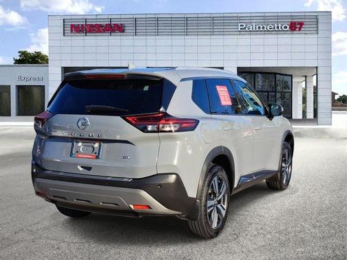 2021 Nissan Rogue SL