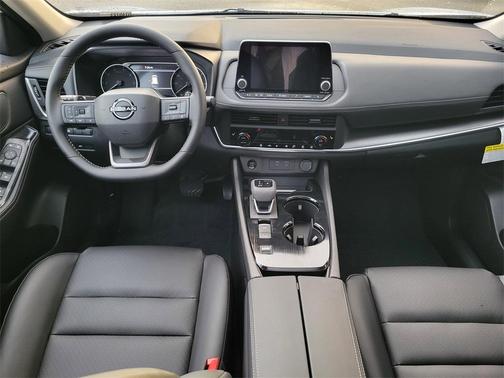 2026 Nissan Rogue DA