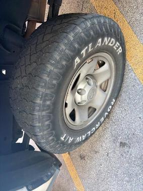 2019 Toyota Tacoma SR