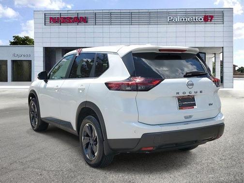 2024 Nissan Rogue SV