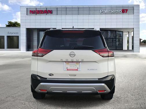 2022 Nissan Rogue Platinum