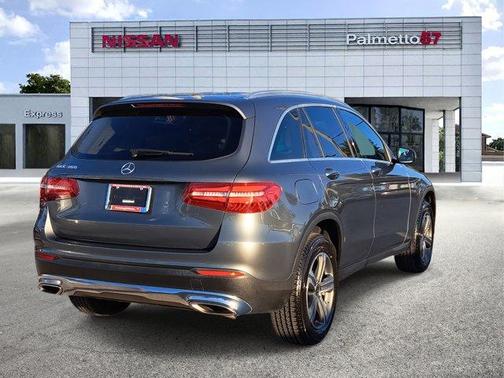 2018 Mercedes-Benz GLC 300 Base