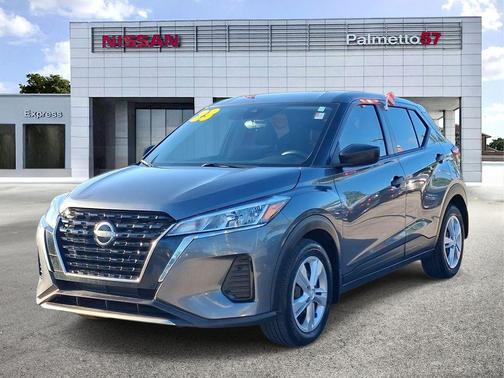Gun Metallic 2023 Nissan Kicks S