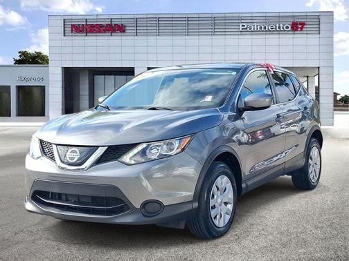 Gun Metallic 2019 Nissan Rogue Sport S