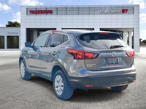 Gun Metallic 2019 Nissan Rogue Sport S