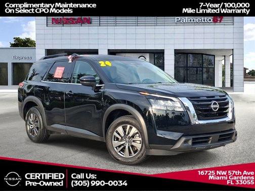 Black 2024 Nissan Pathfinder SV