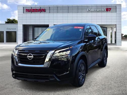 2024 Nissan Pathfinder S