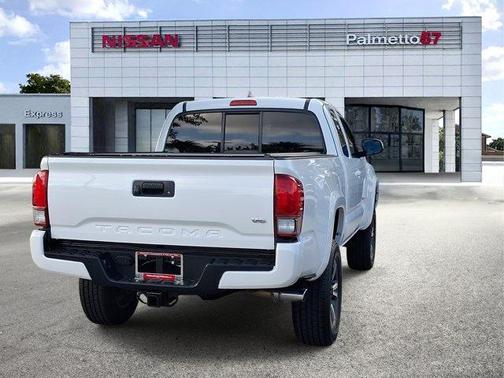 Super White 2016 Toyota Tacoma TRD Sport