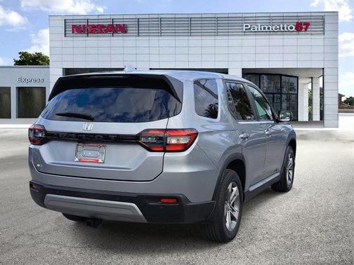 2023 Honda Pilot EX-L 8-Passenger