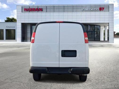 2023 GMC Savana 2500 Work Van